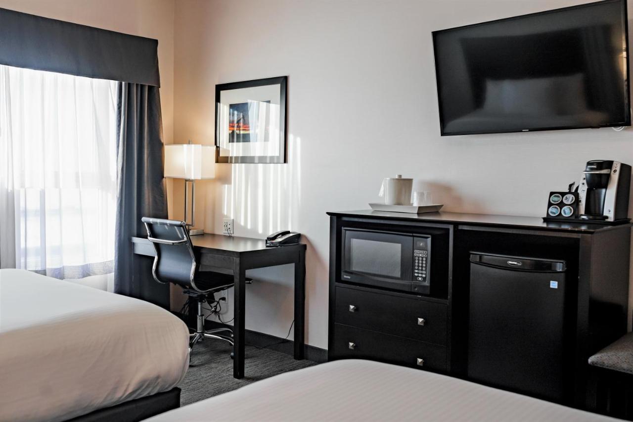 Park Inn By Radisson Edmonton Airport レドゥク エクステリア 写真