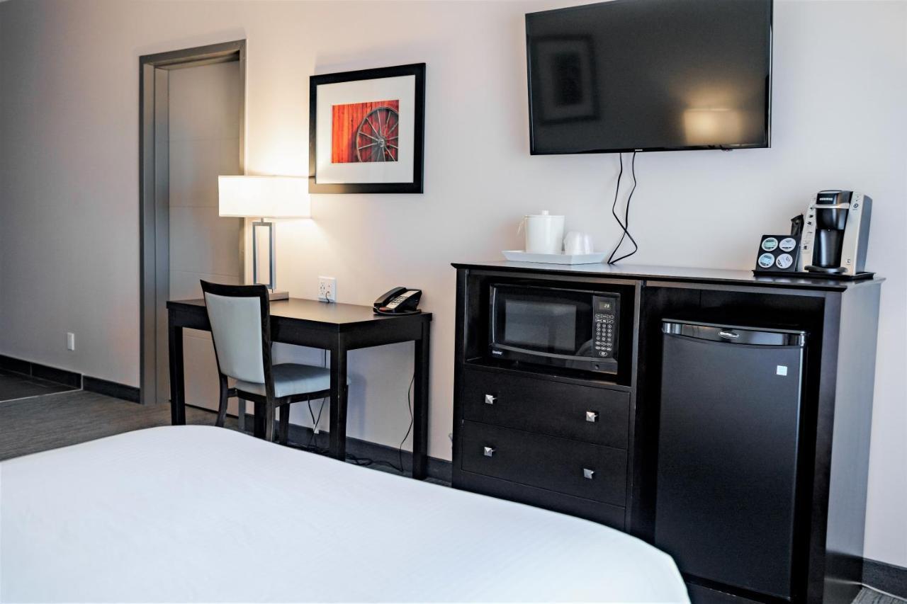 Park Inn By Radisson Edmonton Airport レドゥク エクステリア 写真